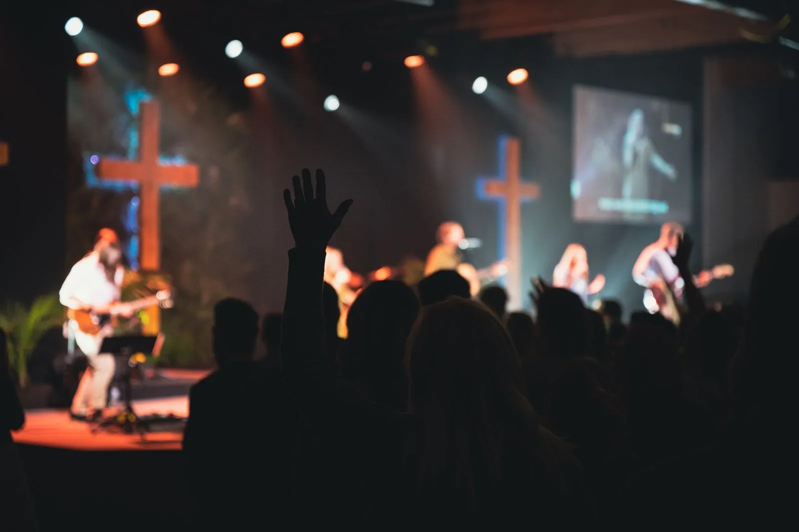 How to Plan Music for a Fundraiser